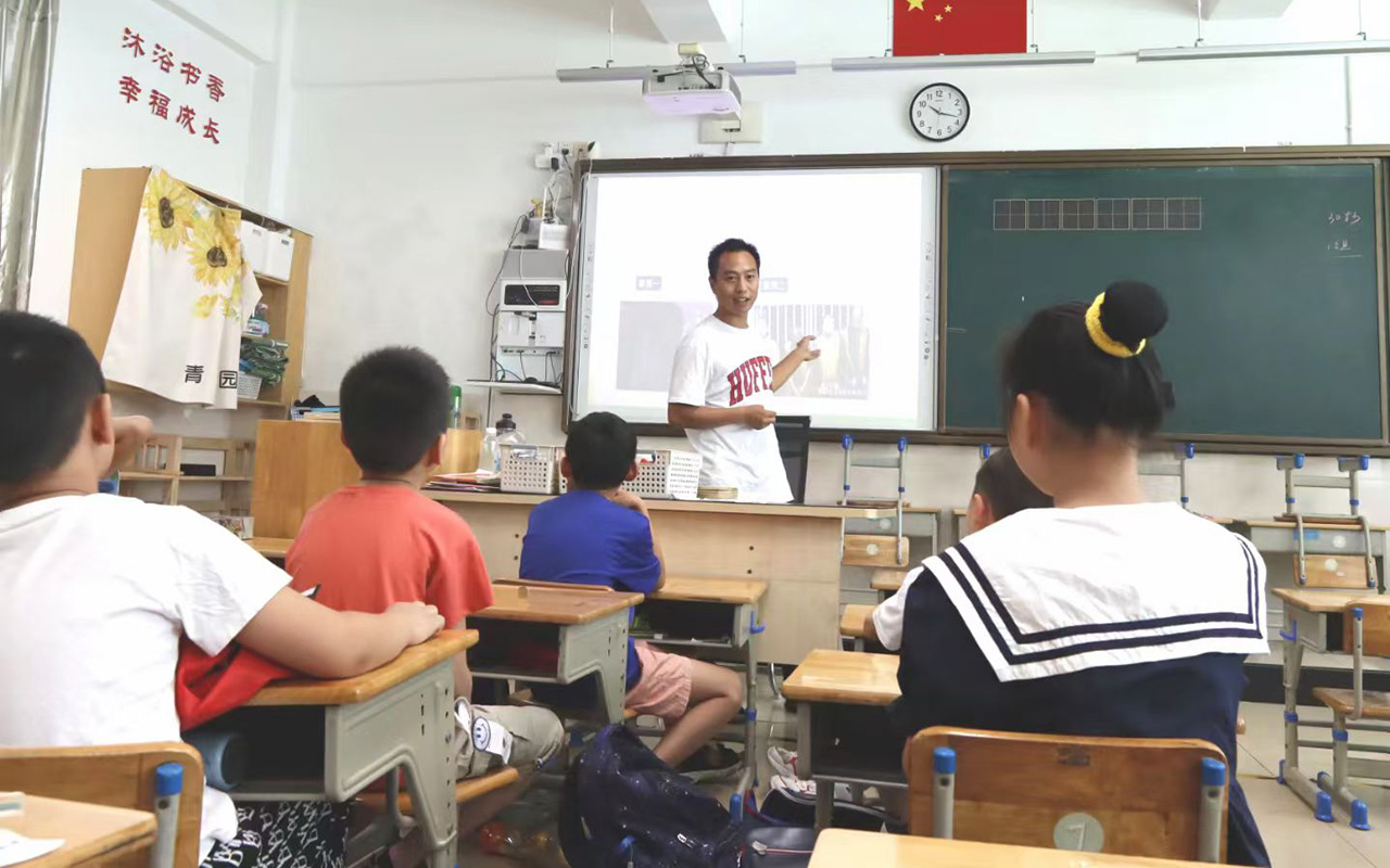 武鸣钟公庙中心小学